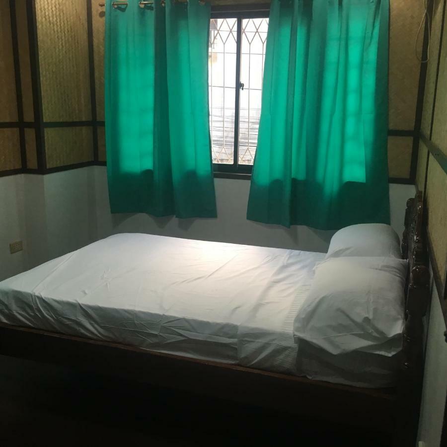 Joyful Island Hostel Lapu-Lapu City Exterior photo
