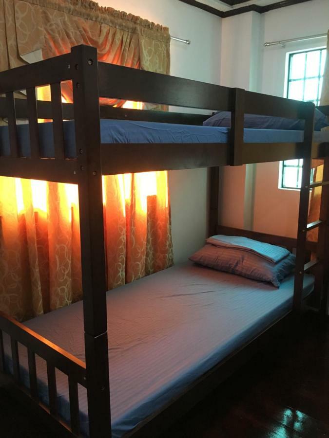 Joyful Island Hostel Lapu-Lapu City Exterior photo
